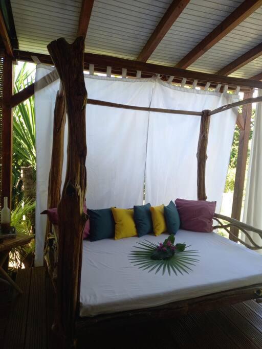 Bungalow Atypique Ti Bambou A 500M De La Plage Sainte-Anne  Extérieur photo